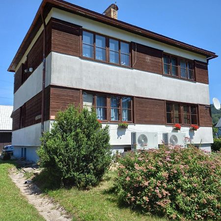 Apartman Na Polesi Дестне в Орлицки хора Екстериор снимка